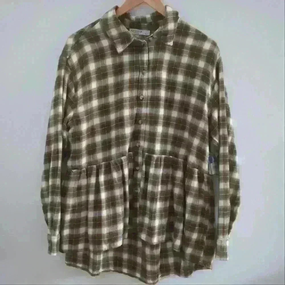 ARIZONA  JEAN CO. | Women's Olive/White/Tan Plaid Flannel Button Up Shirt